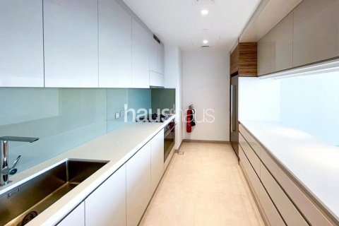 Apartment in Jumeirah Lake Towers, Dubai 3 bedrooms, 204 sq.m. № 43804 - photo 15
