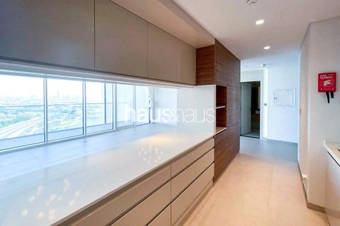 Apartment in Jumeirah Lake Towers, Dubai 3 bedrooms, 204 sq.m. № 43804 - photo 13