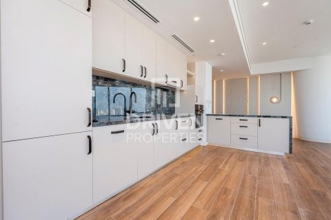 Apartment in Jumeirah Lake Towers, Dubai 1 bedroom, 93 sq.m. № 19467 - photo 6