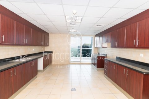 Apartamento en Emirates Crown, Dubai Marina, Dubai, 3 dormitorios, 360 m², № 98108 - foto 7