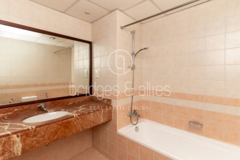 Apartamento en Emirates Crown, Dubai Marina, Dubai, 3 dormitorios, 360 m², № 98108 - foto 13