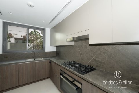 Villa in Tilal Al Ghaf, Dubai 4 bedrooms, 249 sq.m. № 98095 - photo 17