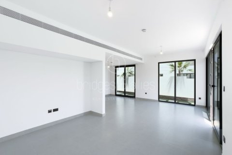 Снять в аренду виллу в Tilal Al Ghaf, Дубай: 4 спальни, 249м², № 98095 - фото 10