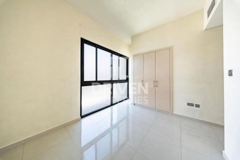 Townhouse in Dubai 3 bedrooms, 175.03 sq.m. № 138671 - photo 10