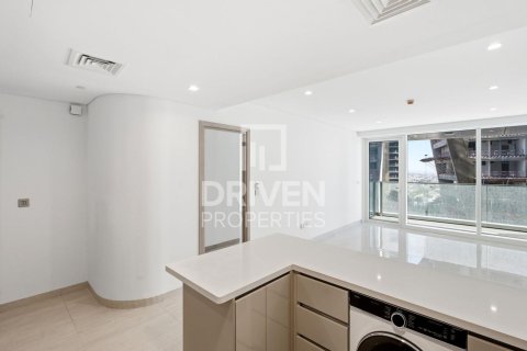 Apartment in Al Habtoor City, Business Bay, Dubai 1 bedroom, 88.35 sq.m. № 138669 - photo 6