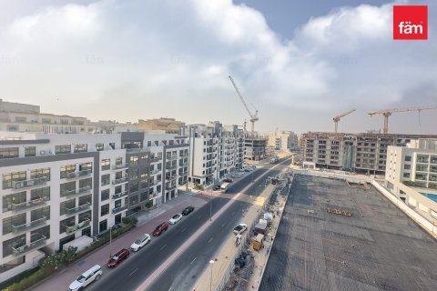 Bâtiment à International City, Dubai, 2536.5 m², № 67493 - photo 2