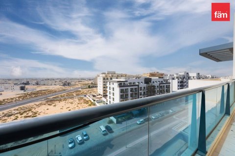 Bâtiment à International City, Dubai, 2536.5 m², № 67493 - photo 1