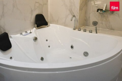 Villa en Dubai, 5 dormitorios, 1193 m², № 67495 - foto 27