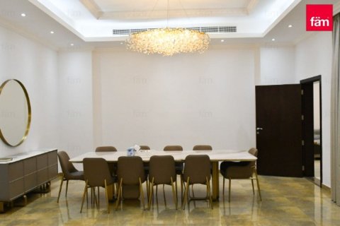 Villa en Dubai, 5 dormitorios, 1193 m², № 67495 - foto 7