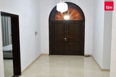 Villa en Dubai, 5 dormitorios, 1193 m², № 67495 - foto 24