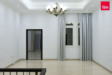 Villa en Dubai, 5 dormitorios, 1193 m², № 67495 - foto 13