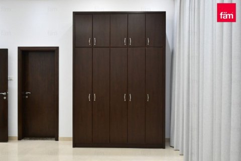 Villa en Dubai, 5 dormitorios, 1193 m², № 67495 - foto 25