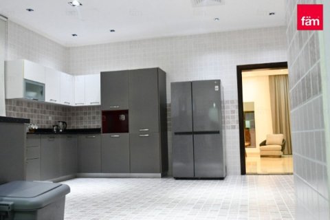 Villa en Dubai, 5 dormitorios, 1193 m², № 67495 - foto 10