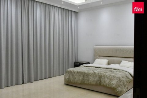 Villa en Dubai, 5 dormitorios, 1193 m², № 67495 - foto 14