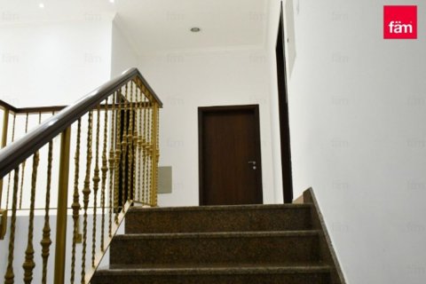 Villa en Dubai, 5 dormitorios, 1193 m², № 67495 - foto 11