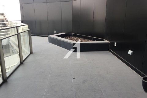 Купить квартиру в Дубае: 2 спальни, 195.1м², № 69092 - фото 5