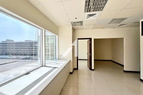 Снять в аренду офис в Дубае: 84.4м², № 69084 - фото 8