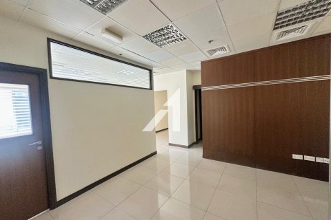 Снять в аренду офис в Дубае: 84.4м², № 69084 - фото 9