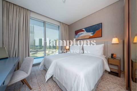 Apartment in Downtown Dubai (Downtown Burj Dubai), Dubai 2 bedrooms, 112.73964856 sq.m. № 64480 - photo 6
