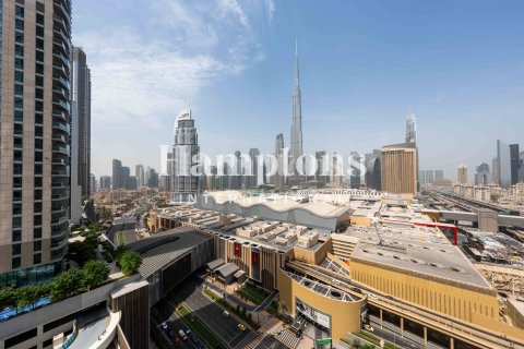 Apartment in Downtown Dubai (Downtown Burj Dubai), Dubai 2 bedrooms, 112.73964856 sq.m. № 64480 - photo 7