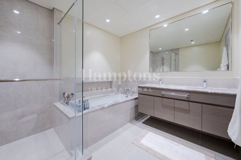 Снять в аренду квартиру в Даунтаун Дубай (Даунтаун Бурдж Дубай), Дубай: 3 спальни, 159.88606300м², № 64495 - фото 3