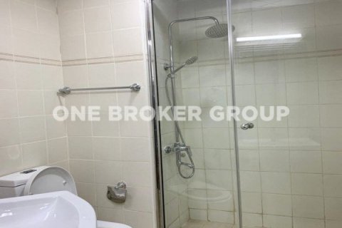 Купить квартиру в Джумейра Лейк Тауэрс, Дубай: 2 спальни, 71.5м², № 30475 - фото 4