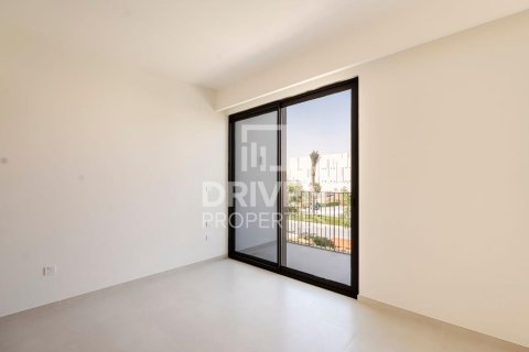 Снять в аренду таунхаус в The Valley, Дубай: 3 спальни, 174м², № 20329 - фото 3