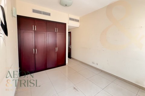 Villa en Victory Heights, Dubai Sports City, Dubai, 3 dormitorios, 270 m², № 60781 - foto 1
