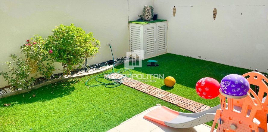 Maison de ville à DAMAC Hills (Akoya by DAMAC), Dubai, 3 chambres, 159 m², № 8849