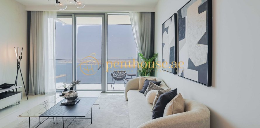 Квартира в EMAAR Beachfront, Dubai Harbour, Дубай, 2 спальни, 111м², № 8850