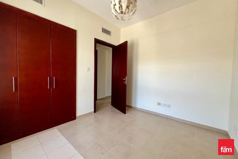 Adosado en Dubai, 3 dormitorios, 523.7 m², № 55607 - foto 9