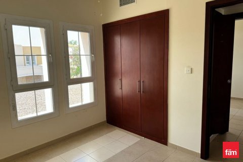 Adosado en Dubai, 3 dormitorios, 523.7 m², № 55607 - foto 8