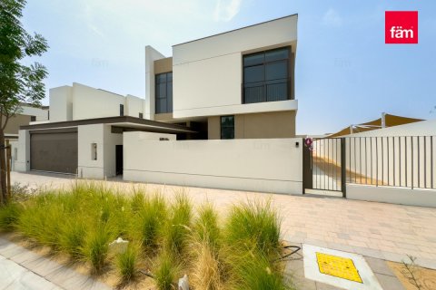Villa in Al Furjan, Dubai 4 bedrooms, 584.5 sq.m. № 49897 - photo 1