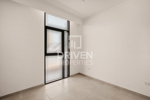 Adosado en Mudon, Dubai, 4 dormitorios, 310.02 m², № 129848 - foto 5