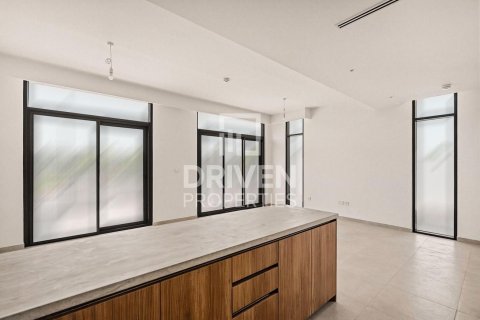 Adosado en Mudon, Dubai, 4 dormitorios, 310.02 m², № 129848 - foto 9