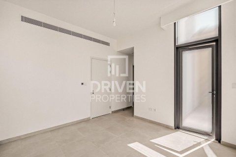 Adosado en Mudon, Dubai, 4 dormitorios, 310.02 m², № 129848 - foto 15