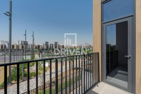 Adosado en Mudon, Dubai, 3 dormitorios, 177.72 m², № 129849 - foto 2