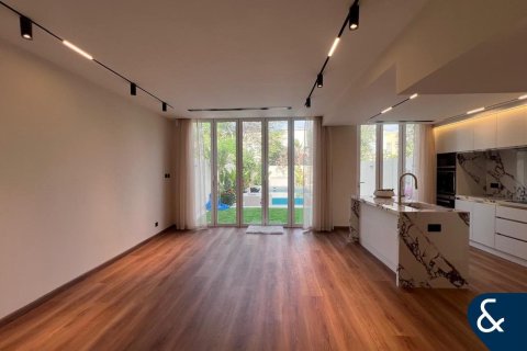 Villa in Springs 6, The Springs, Dubai 3 bedrooms, 157 sq.m. № 74815 - photo 3