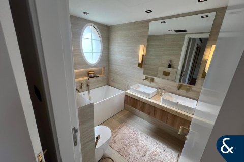 Villa in Springs 6, The Springs, Dubai 3 bedrooms, 157 sq.m. № 74815 - photo 15