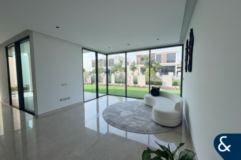 Снять в аренду виллу в Harmony, Tilal Al Ghaf, Дубай: 5 спален, 580м², № 98856 - фото 9