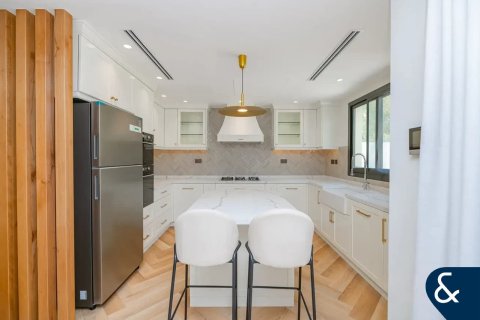 Снять в аренду таунхаус в Springs 10, The Springs, Дубай: 3 спальни, 228м², № 98845 - фото 5