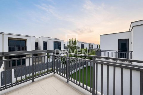 Villa in Maple at Dubai Hills Estate, Dubai Hills Estate, Dubai 4 bedrooms, 271.28 sq.m. № 141016 - photo 19