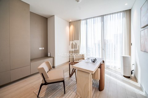 Penthouse in Dubai Marina, Dubai 4 bedrooms, 562 sq.m. № 73865 - photo 19