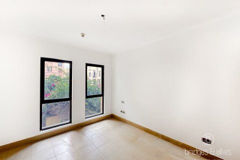Apartamento en Old Town, Dubai, 1 dormitorio, 85 m², № 98124 - foto 9