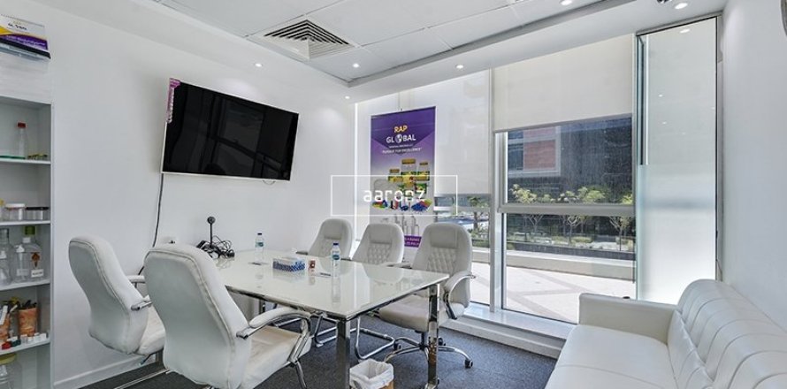 Office in Business Bay, Dubai 63.9 sq.m. № 49689
