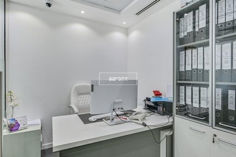 Office in Business Bay, Dubai 63.9 sq.m. № 49689 - photo 6