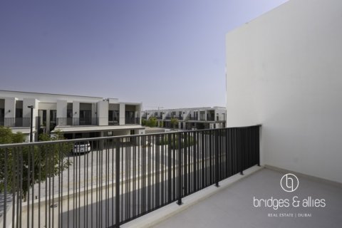 Villa en Dubai, 3 dormitorios, 144.8 m², № 78066 - foto 10