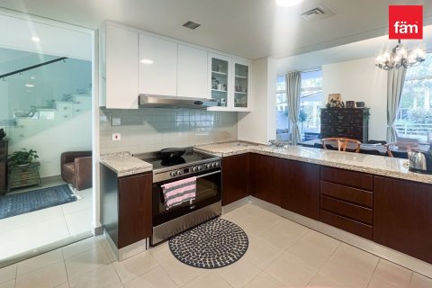 Villa à Dubai, 3 chambres, 291.7 m², № 100029 - photo 5