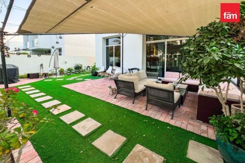 Villa à Dubai, 3 chambres, 291.7 m², № 100029 - photo 17