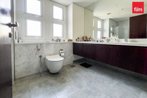 Villa à Dubai, 3 chambres, 291.7 m², № 100029 - photo 13